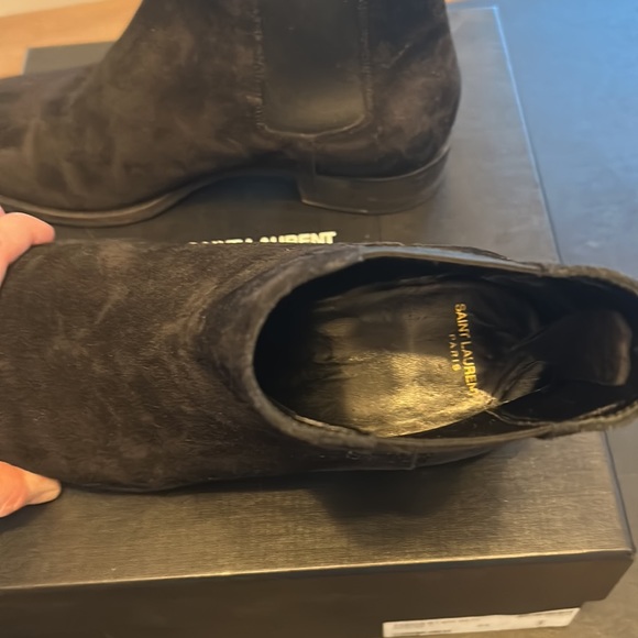 Selling my size 44 (US 11) Yves Saint Lauren (YSL) Wyatt Chelsea boots in Black - Picture 6 of 10